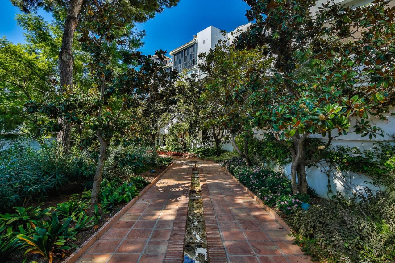 Jardines Las Golondrinas Apartments Elviria Marbella Dış mekan fotoğraf